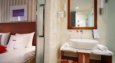 سولو سوکوس هتل پالاس بریج