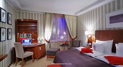 سولو سوکوس هتل پالاس بریج