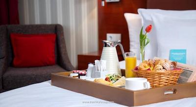 سولو سوکوس هتل پالاس بریج