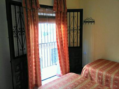 پنسین منترنا