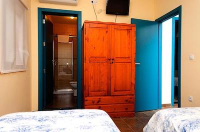 پنسین منترنا