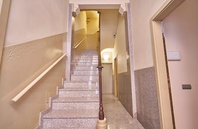 اپارتمنتز بارسلنا استیشن