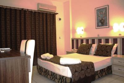 ریز ماریز هتل