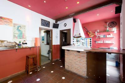 اُاسیز باکپاکرز هستل گرانادا