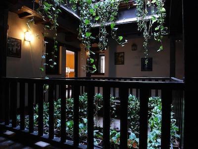 اُاسیز باکپاکرز هستل گرانادا