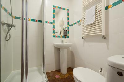 اُاسیز باکپاکرز هستل گرانادا