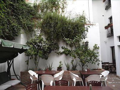 اُاسیز باکپاکرز هستل گرانادا