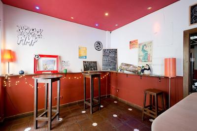 اُاسیز باکپاکرز هستل گرانادا