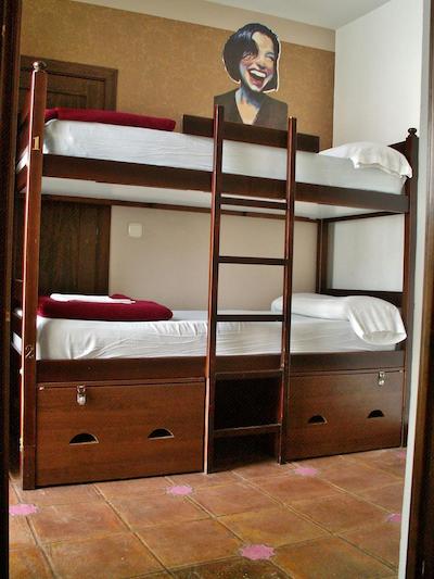 اُاسیز باکپاکرز هستل گرانادا