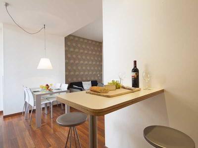 اینسید بارسلنا اپارتمنتز مرکات