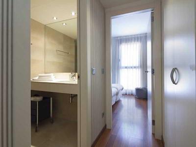 اینسید بارسلنا اپارتمنتز مرکات