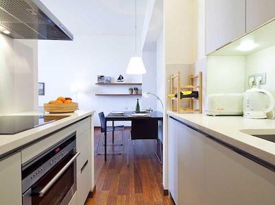 اینسید بارسلنا اپارتمنتز مرکات