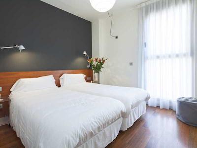 اینسید بارسلنا اپارتمنتز مرکات