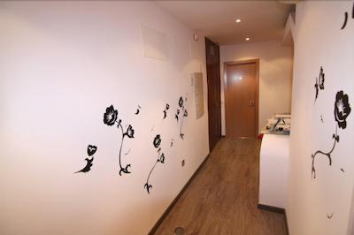 هستال ابریل