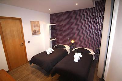 هستال ابریل