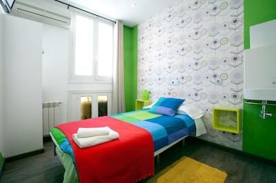 هستال ابریل