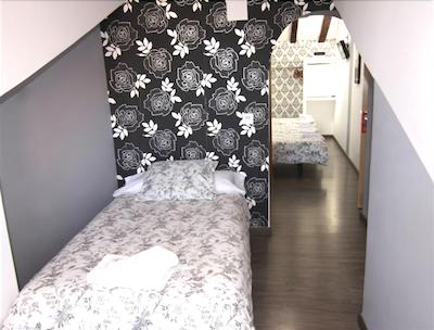 هستال ابریل