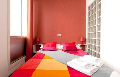 هستال ابریل