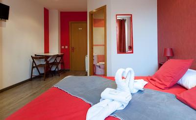 هستال ابریل