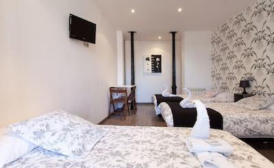 هستال ابریل