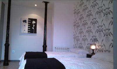 هستال ابریل