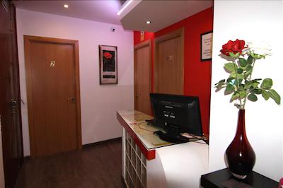 هستال ابریل