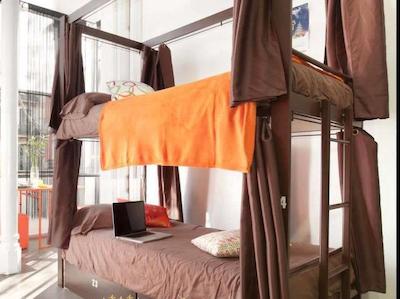 هیپ کارما هستل