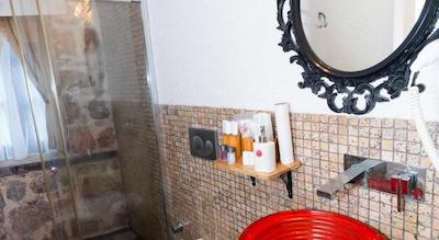 د سویت اپارت هتل