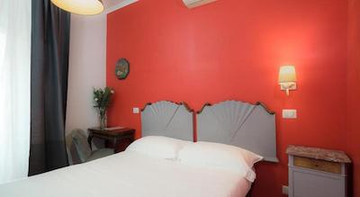 سُتو لا کوپلا گوست هوس