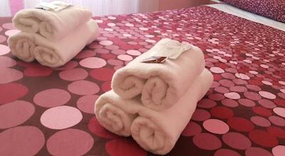 پاسسی روم اند بریکفاست