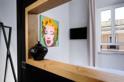 سویت ارت ناونا