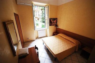 سُگیرنو امانولا