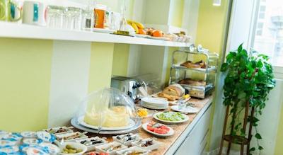 رلیز مادالنا کامر این رما