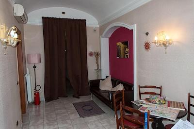 ب اند ب تویس