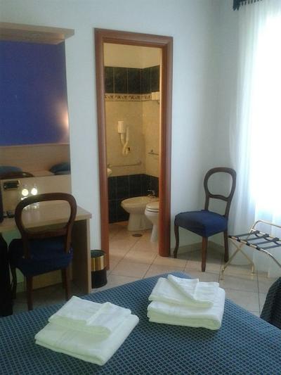 سیت اترنا بد اند بریکفاست