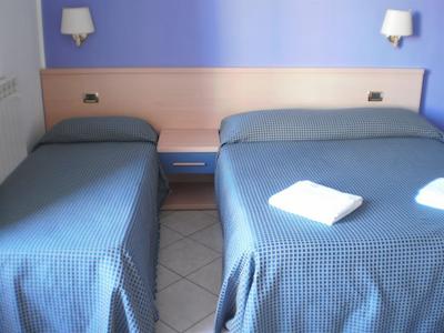 سیت اترنا بد اند بریکفاست