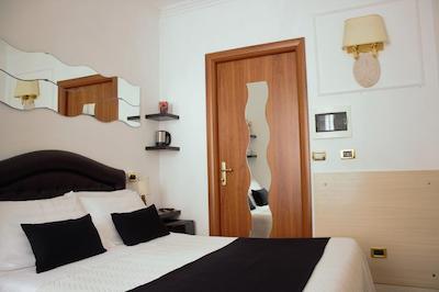 سیت اترنا بد اند بریکفاست