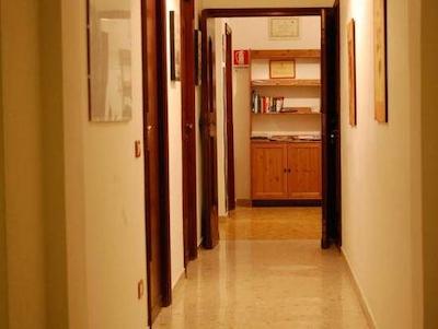 ا روم فر هلید