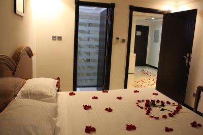 اوان اجمان سویتز هتل