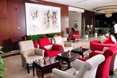 اوان اجمان سویتز هتل