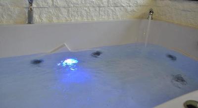 ناونا نیس روم