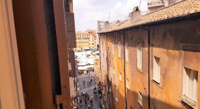 تون هوس کمپو د فیری