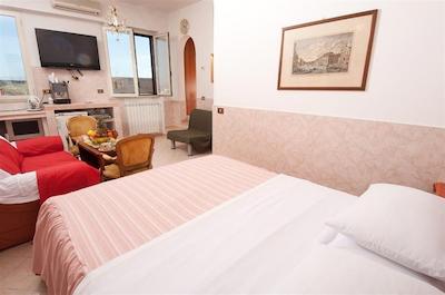 ترازا سان پیترو