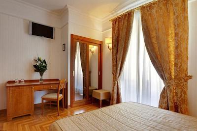 رسیدنزارماسنترو