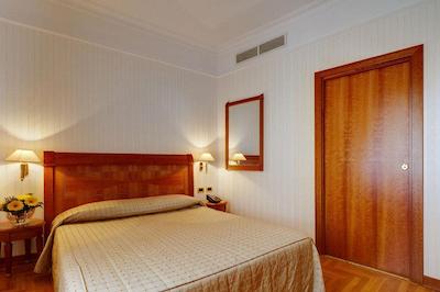 رسیدنزارماسنترو