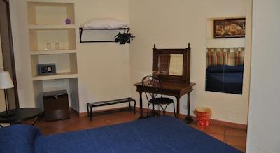 د فلور ب اند ب