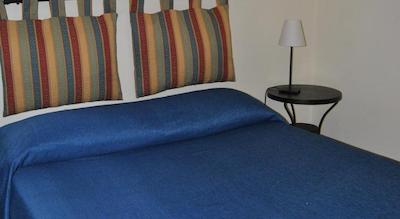 د فلور ب اند ب