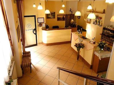 هتل 22 مارزو