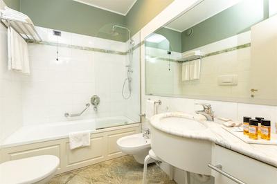 رسیدنس د لا گار