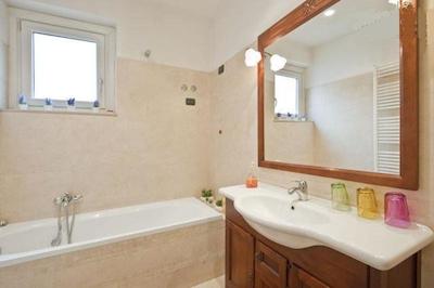 استاسرا ا کاسا دا م